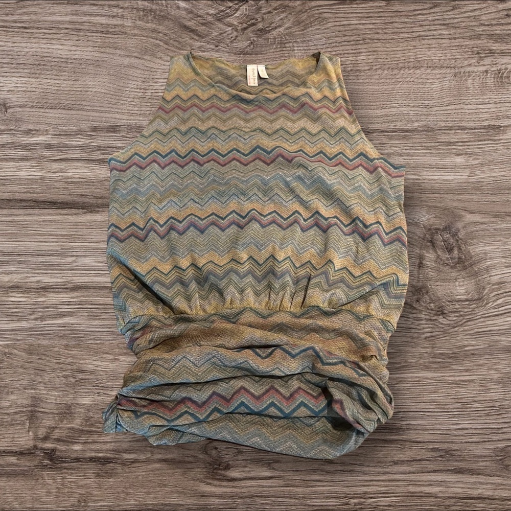 Sweet Pea by Stacy Frati Sleeveless Mesh Top Small Geometric Zigzag Multicolor